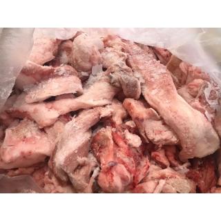 Тримминг свиной 50/50 замороженный ГОСТ 54704-2011 купить оптом в Москве по ценам производителя