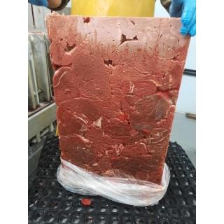 Замороженная говядина б/к (бескостная) высший сорт купить оптом в Москве по ценам производителя