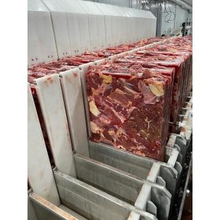 Говядина без кости блочная (крупный кусок) купить мелким оптом в Москве по низкой цене производителя