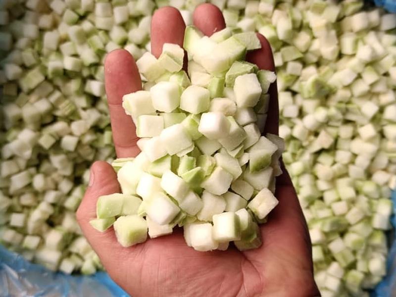 Кабачок белый кубик замороженный купить мелким оптом в Москве недорого по цене производителя