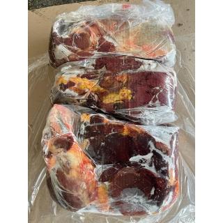 Задние четверти мяса конины импорт от производителя Аргентина купить оптом недорого по низкой цене