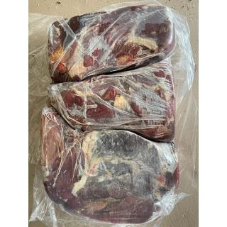 Задние четверти мяса конины импорт от производителя Аргентина купить оптом недорого по низкой цене