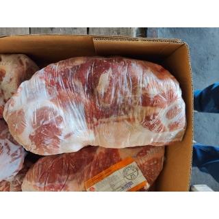 Замороженная свиная шея от производителя из Бразилии купить оптом в Москве дёшево по низкой цене