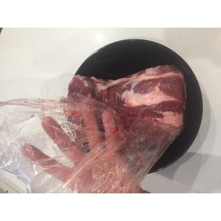 Замороженная шейка свиная ГОСТ 31778-2012 купить оптом в Москве по ценам производителя