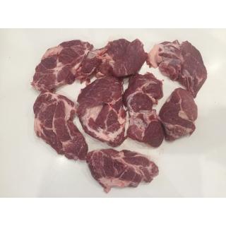 Замороженная шейка свиная ГОСТ 31778-2012 купить оптом в Москве по ценам производителя